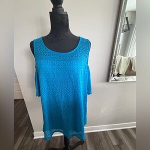 Roz & Ali Bright Turquoise Cold-Shoulder Crochet Tunic

#103